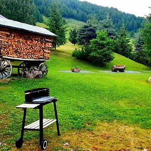https://chalet-la-gualt.it-lombardy.com